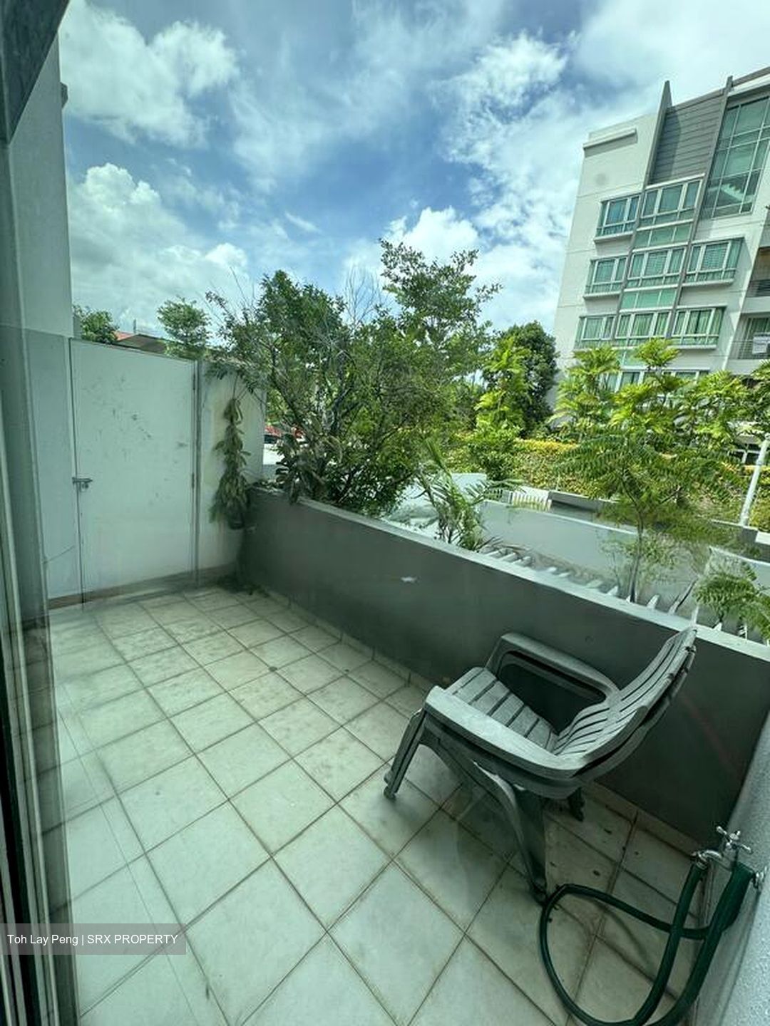 Le Reve (D14), Condominium #554320011